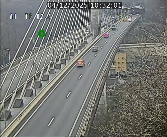 <h2>Traffic live webcam Luxembourg Sandweiler - A1 direction Luxembourg-ville - BK 2.4</h2>