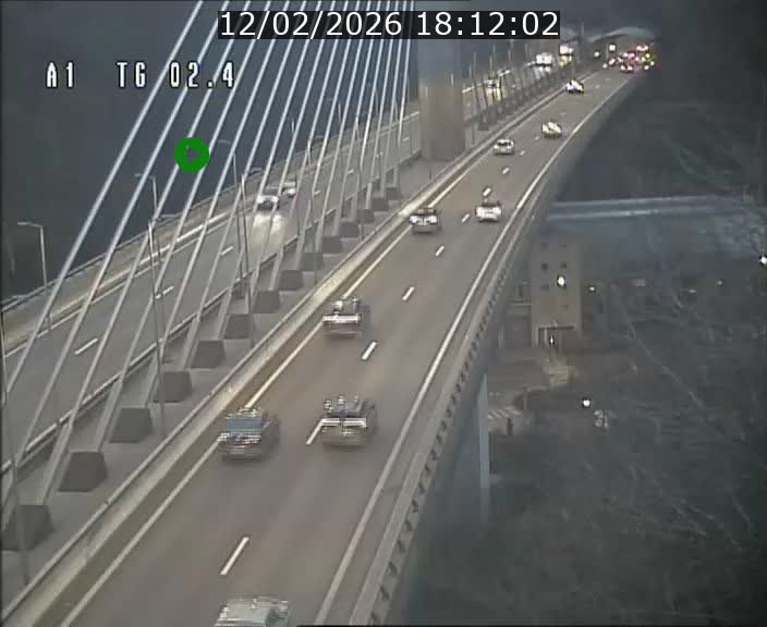 <h2>Traffic live webcam Luxembourg Sandweiler - A1 direction Luxembourg-ville - BK 2.4</h2>