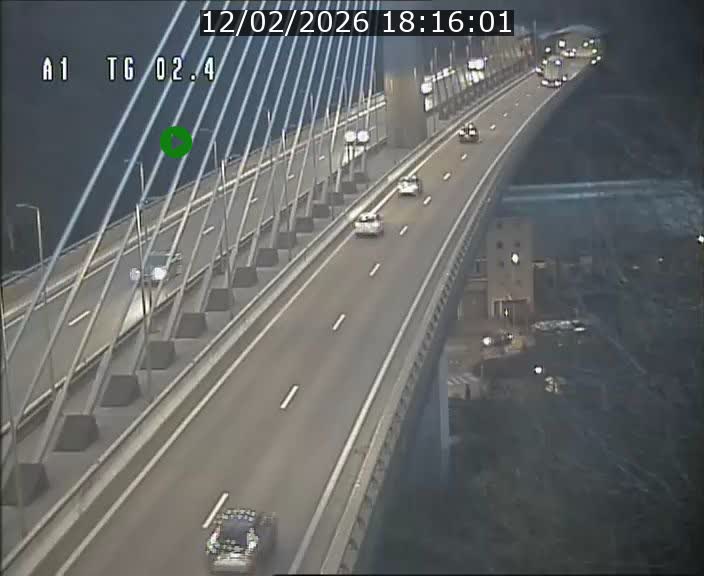 <h2>Traffic live webcam Luxembourg Sandweiler - A1 direction Luxembourg-ville - BK 2.4</h2>