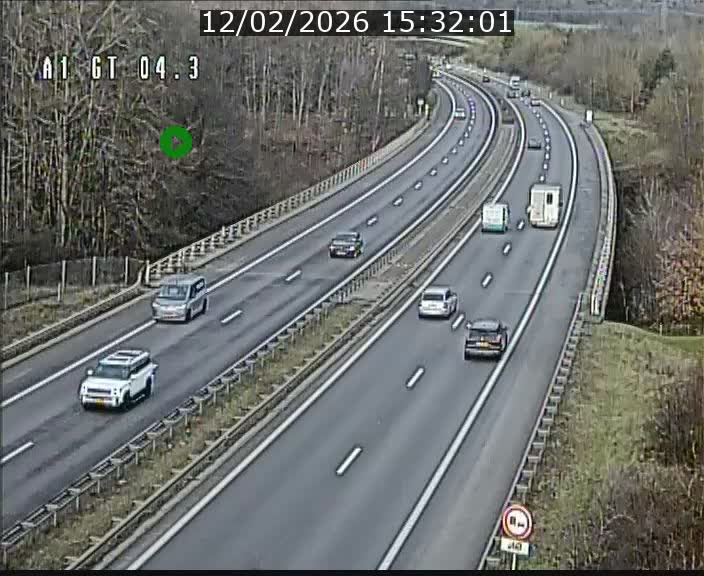 <h2>Traffic live webcam Luxembourg Itzig - A1 direction Sandweiler - BK 4.3</h2>