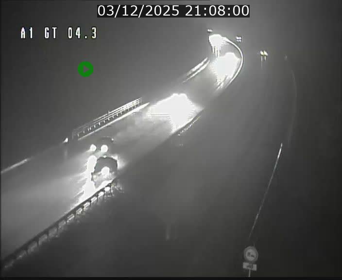 <h2>Traffic live webcam Luxembourg Itzig - A1 direction Sandweiler - BK 4.3</h2>