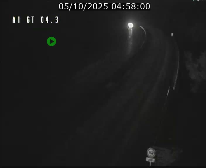 <h2>Traffic live webcam Luxembourg Itzig - A1 direction Sandweiler - BK 4.3</h2>