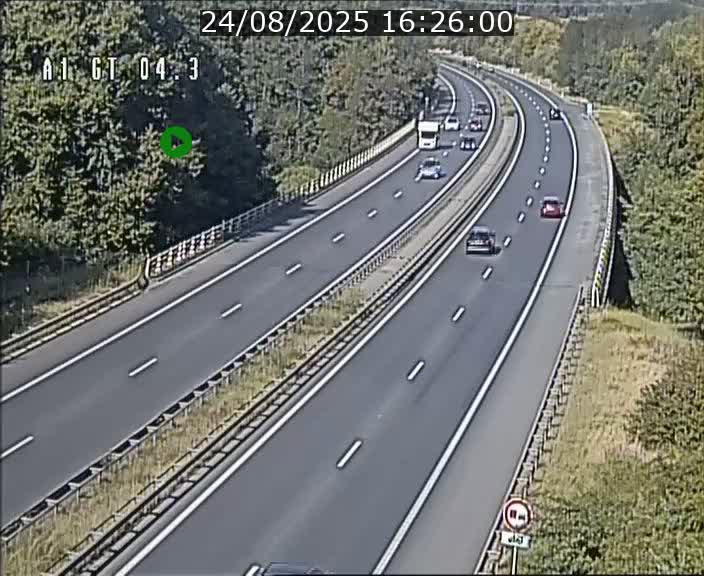 <h2>Traffic live webcam Luxembourg Itzig - A1 direction Sandweiler - BK 4.3</h2>