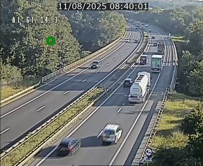 <h2>Traffic live webcam Luxembourg Itzig - A1 direction Sandweiler - BK 4.3</h2>
