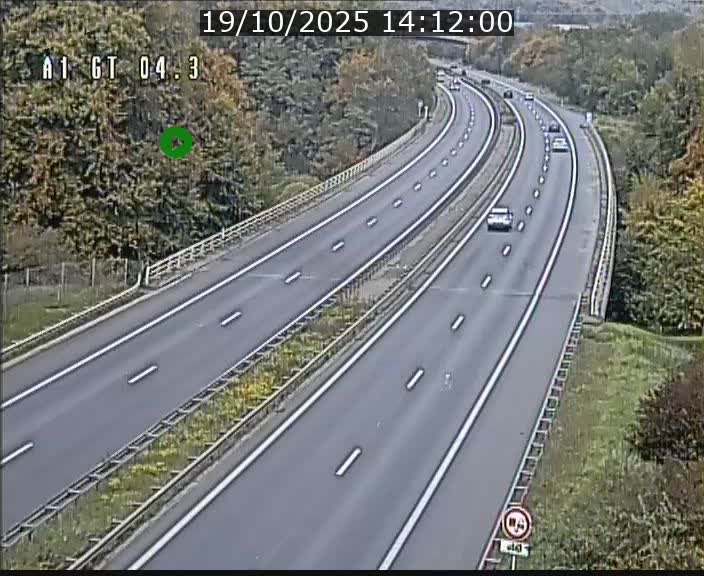 <h2>Traffic live webcam Luxembourg Itzig - A1 direction Sandweiler - BK 4.3</h2>
