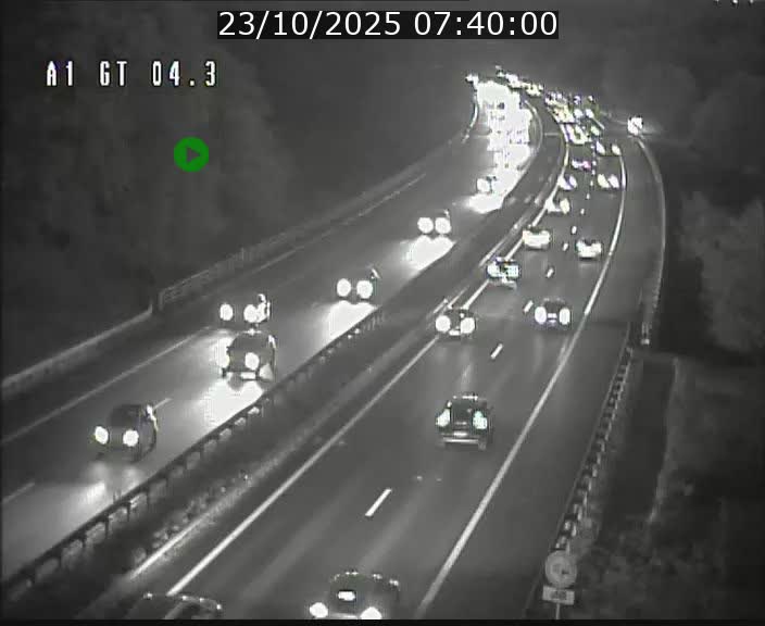 <h2>Traffic live webcam Luxembourg Itzig - A1 direction Sandweiler - BK 4.3</h2>