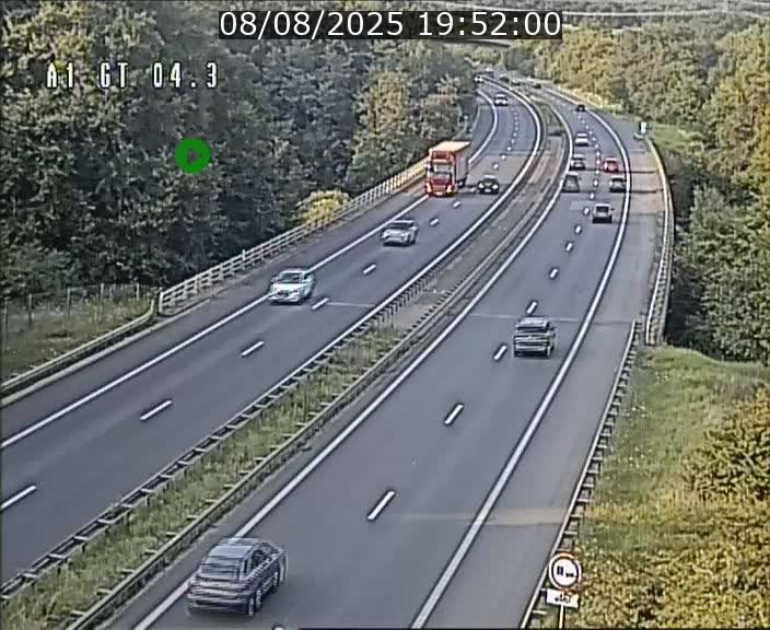 <h2>Traffic live webcam Luxembourg Itzig - A1 direction Sandweiler - BK 4.3</h2>