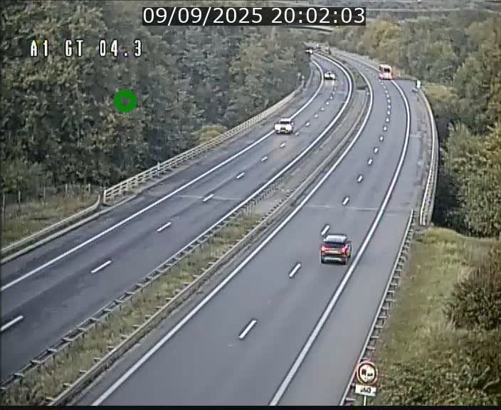 <h2>Traffic live webcam Luxembourg Itzig - A1 direction Sandweiler - BK 4.3</h2>