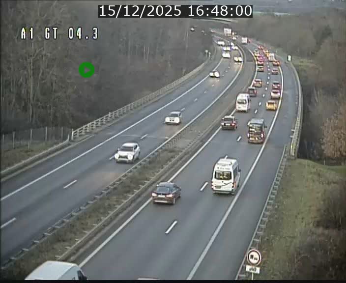 <h2>Traffic live webcam Luxembourg Itzig - A1 direction Sandweiler - BK 4.3</h2>