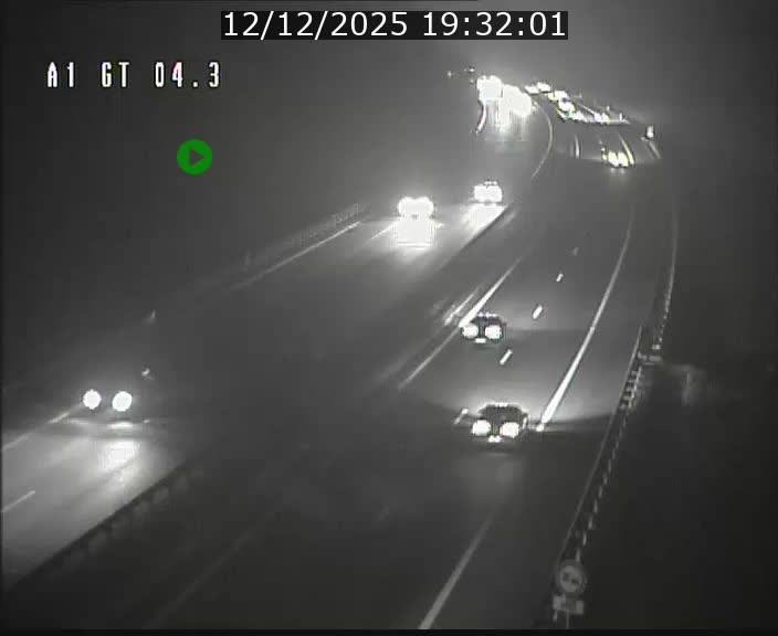 <h2>Traffic live webcam Luxembourg Itzig - A1 direction Sandweiler - BK 4.3</h2>