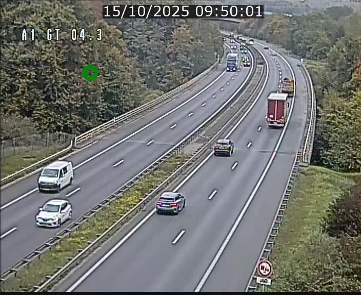 <h2>Traffic live webcam Luxembourg Itzig - A1 direction Sandweiler - BK 4.3</h2>