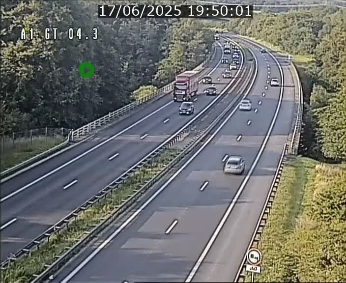 Traffic live webcam Luxembourg Itzig - A1 direction Sandweiler - BK 4.3