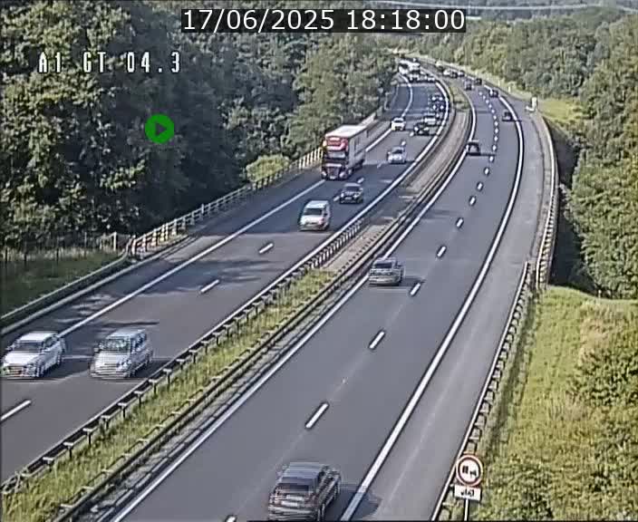 Traffic live webcam Luxembourg Itzig - A1 direction Sandweiler - BK 4.3