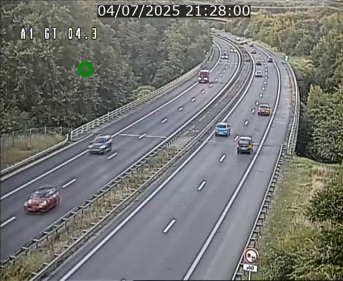 Traffic live webcam Luxembourg Itzig - A1 direction Sandweiler - BK 4.3
