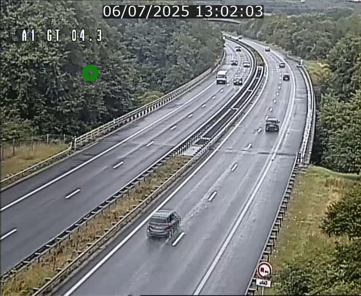 Traffic live webcam Luxembourg Itzig - A1 direction Sandweiler - BK 4.3