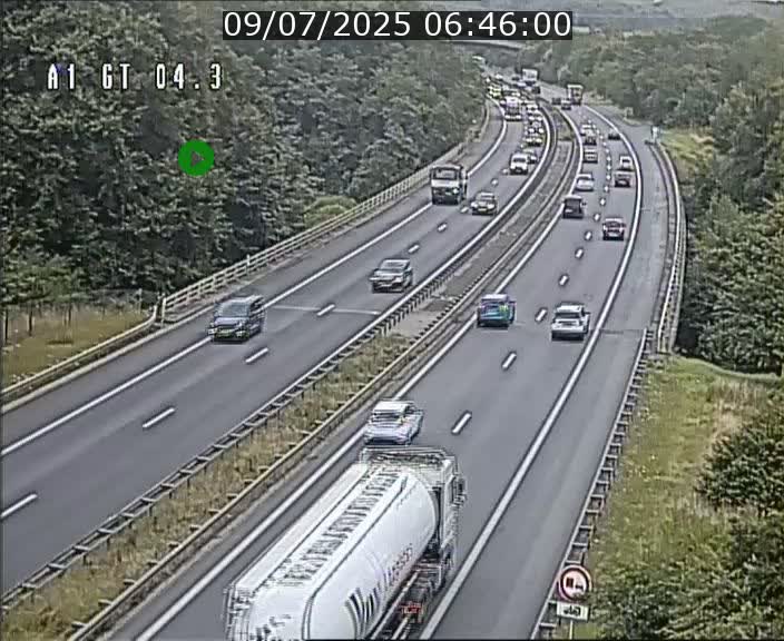 Traffic live webcam Luxembourg Itzig - A1 direction Sandweiler - BK 4.3