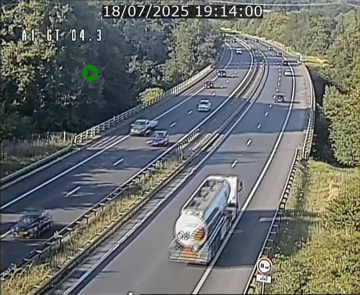 Traffic live webcam Luxembourg Itzig - A1 direction Sandweiler - BK 4.3