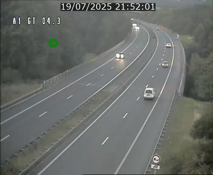 Traffic live webcam Luxembourg Itzig - A1 direction Sandweiler - BK 4.3