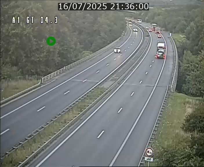 Traffic live webcam Luxembourg Itzig - A1 direction Sandweiler - BK 4.3
