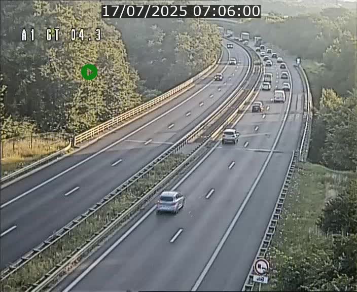 Traffic live webcam Luxembourg Itzig - A1 direction Sandweiler - BK 4.3