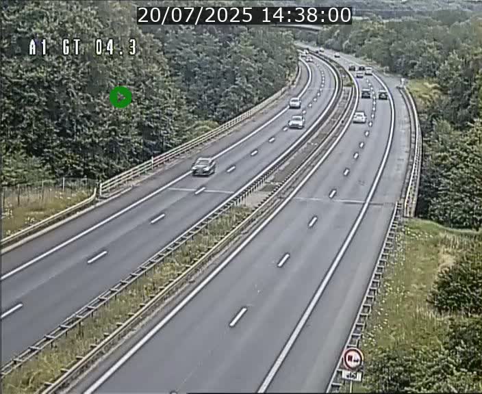 Traffic live webcam Luxembourg Itzig - A1 direction Sandweiler - BK 4.3
