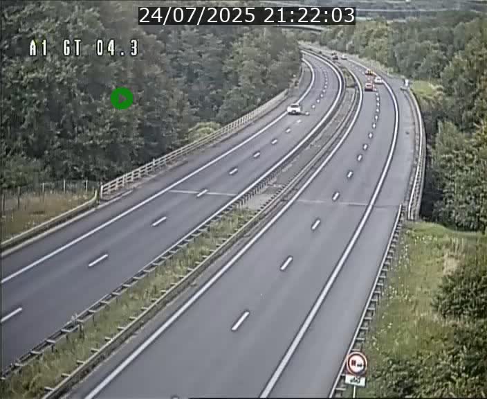 Traffic live webcam Luxembourg Itzig - A1 direction Sandweiler - BK 4.3