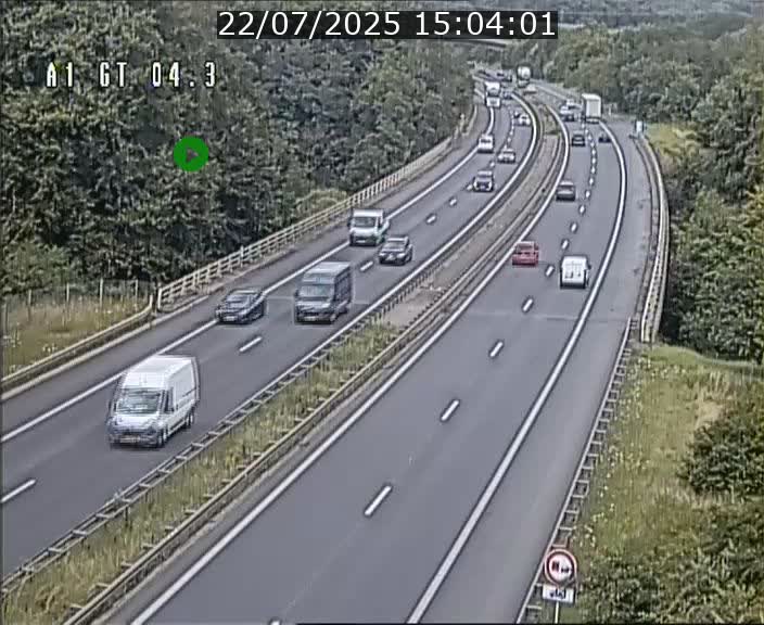 Traffic live webcam Luxembourg Itzig - A1 direction Sandweiler - BK 4.3