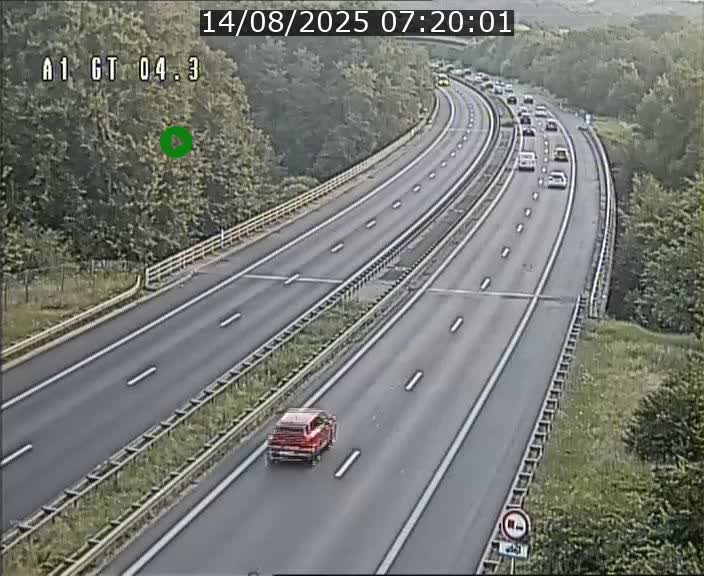 Traffic live webcam Luxembourg Itzig - A1 direction Sandweiler - BK 4.3
