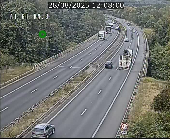 Traffic live webcam Luxembourg Itzig - A1 direction Sandweiler - BK 4.3