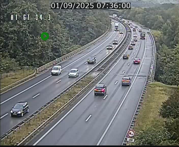 <h2>Traffic live webcam Luxembourg Itzig - A1 direction Sandweiler - BK 4.3</h2>