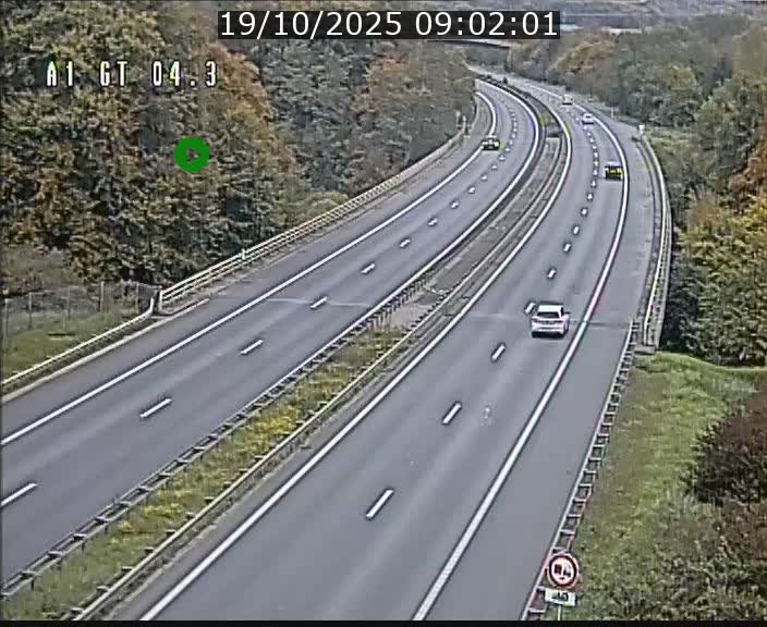 Traffic live webcam Luxembourg Itzig - A1 direction Sandweiler - BK 4.3