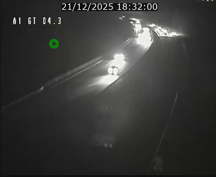 <h2>Traffic live webcam Luxembourg Itzig - A1 direction Sandweiler - BK 4.3</h2>