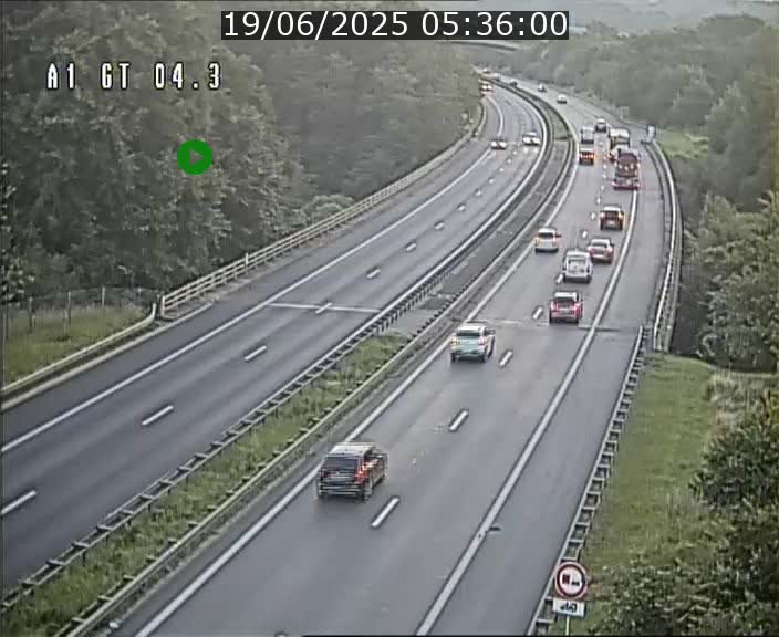 <h2>Traffic live webcam Luxembourg Itzig - A1 direction Sandweiler - BK 4.3</h2>