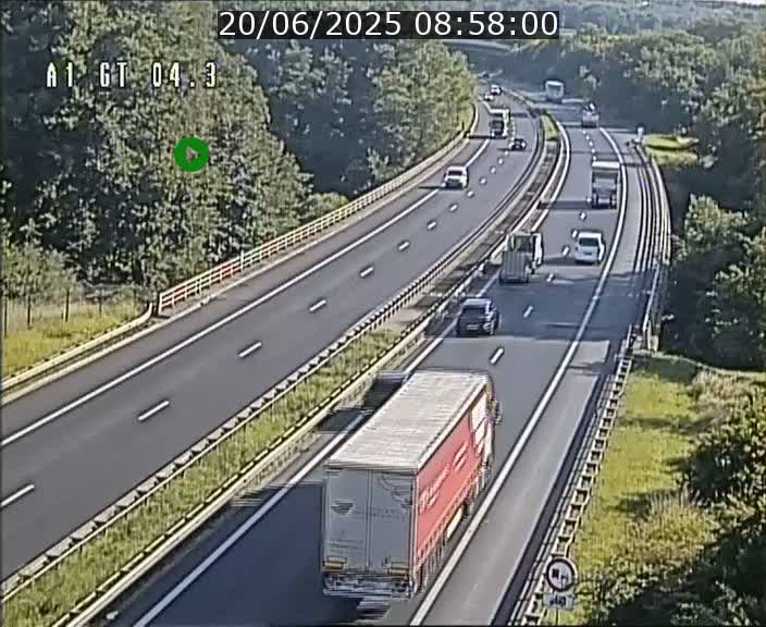 <h2>Traffic live webcam Luxembourg Itzig - A1 direction Sandweiler - BK 4.3</h2>