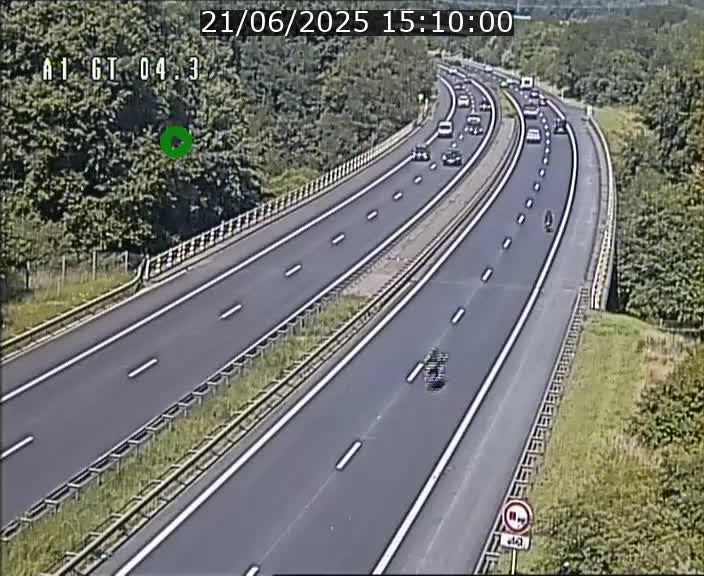 <h2>Traffic live webcam Luxembourg Itzig - A1 direction Sandweiler - BK 4.3</h2>