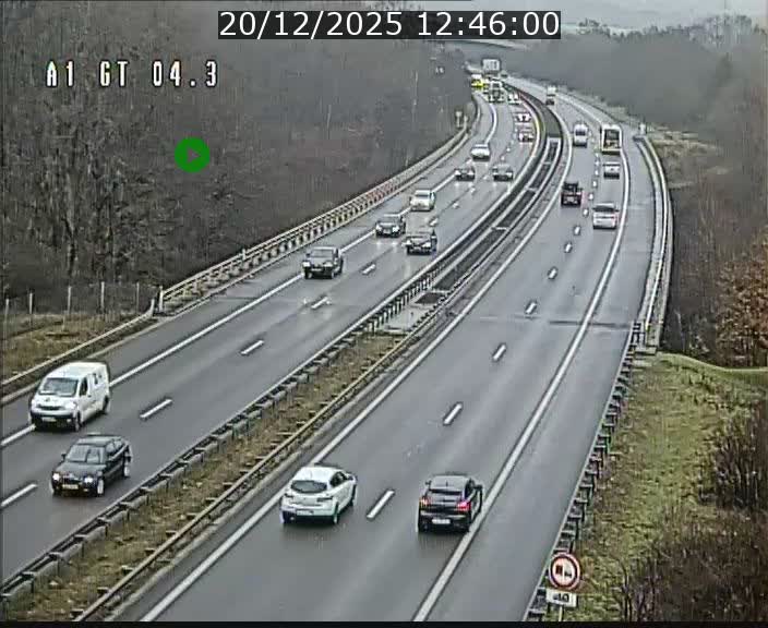 <h2>Traffic live webcam Luxembourg Itzig - A1 direction Sandweiler - BK 4.3</h2>