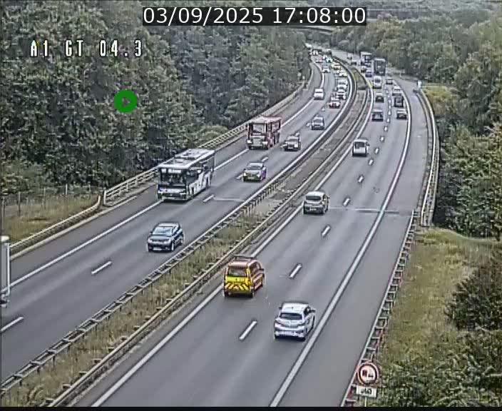 <h2>Traffic live webcam Luxembourg Itzig - A1 direction Sandweiler - BK 4.3</h2>