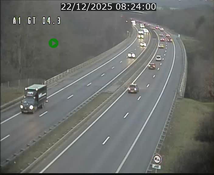<h2>Traffic live webcam Luxembourg Itzig - A1 direction Sandweiler - BK 4.3</h2>