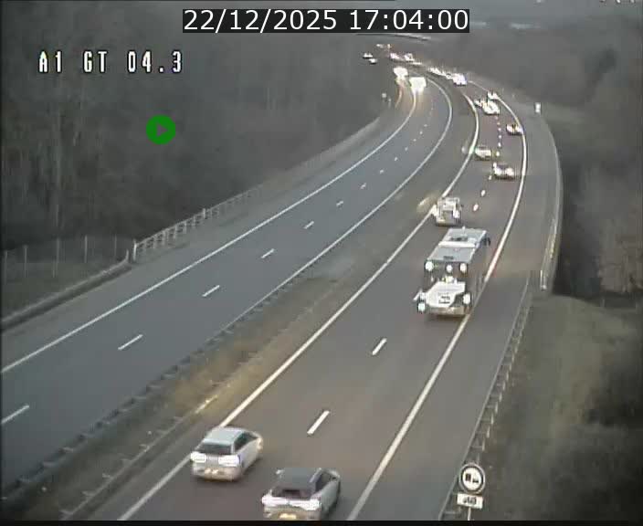 <h2>Traffic live webcam Luxembourg Itzig - A1 direction Sandweiler - BK 4.3</h2>