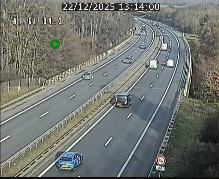 <h2>Traffic live webcam Luxembourg Itzig - A1 direction Sandweiler - BK 4.3</h2>