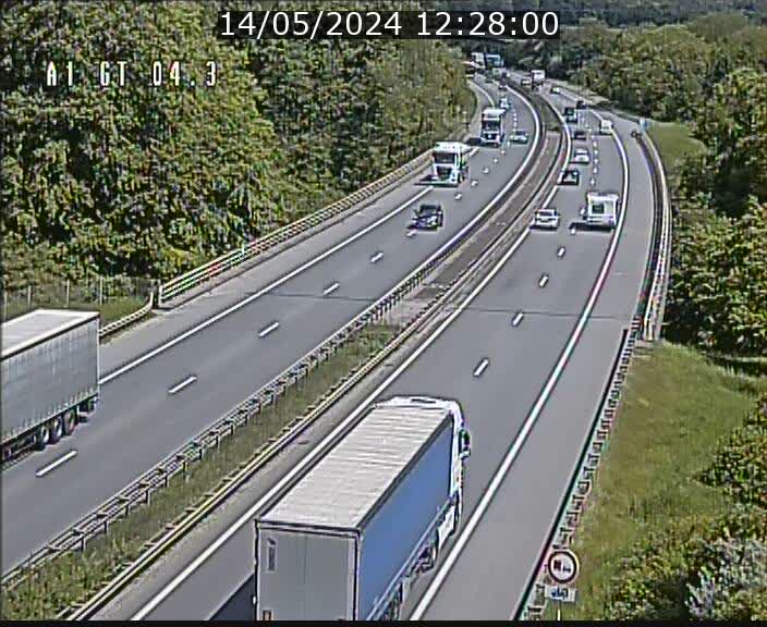 Traffic live webcam Luxembourg Itzig - A1 direction Sandweiler - BK 4.3
