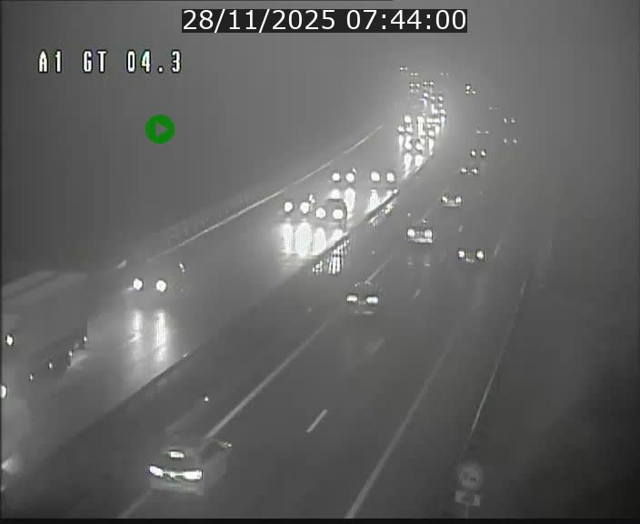 <h2>Traffic live webcam Luxembourg Itzig - A1 direction Sandweiler - BK 4.3</h2>