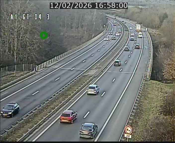 <h2>Traffic live webcam Luxembourg Itzig - A1 direction Sandweiler - BK 4.3</h2>