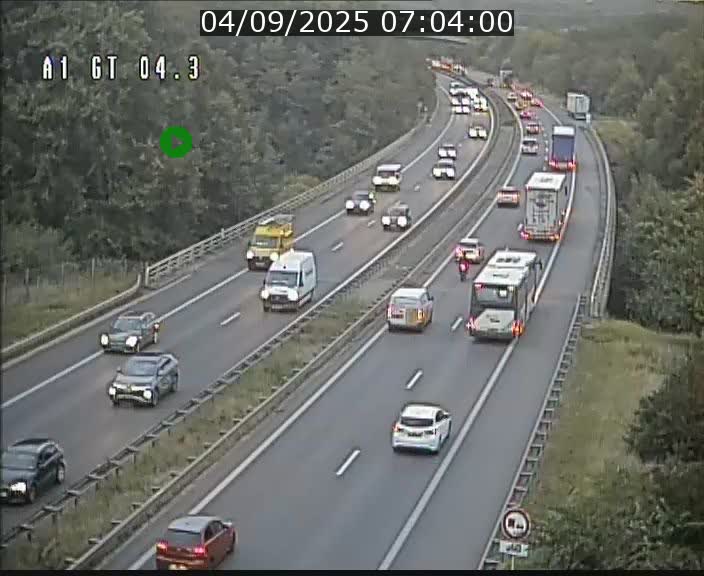 <h2>Traffic live webcam Luxembourg Itzig - A1 direction Sandweiler - BK 4.3</h2>