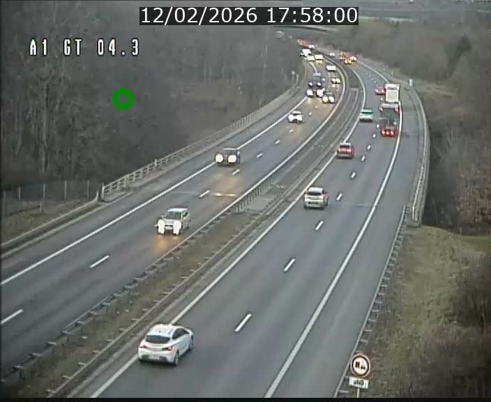 <h2>Traffic live webcam Luxembourg Itzig - A1 direction Sandweiler - BK 4.3</h2>