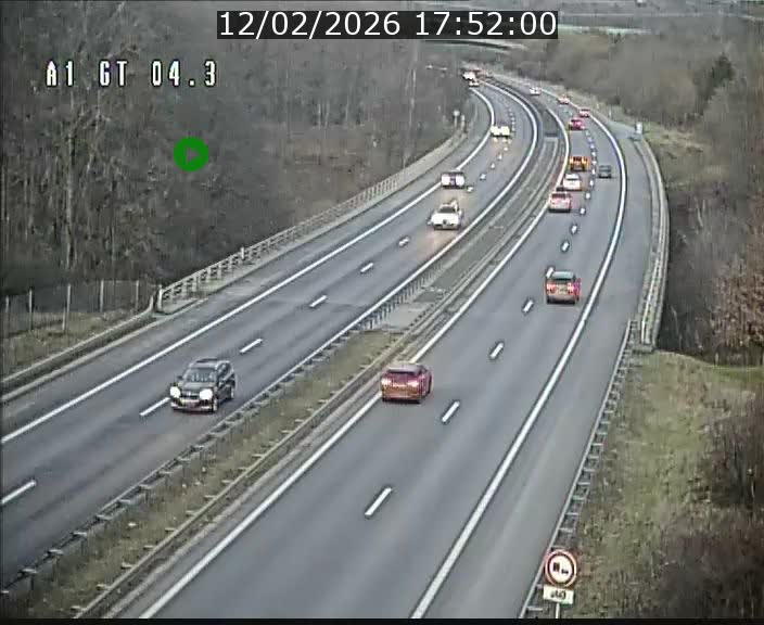 <h2>Traffic live webcam Luxembourg Itzig - A1 direction Sandweiler - BK 4.3</h2>