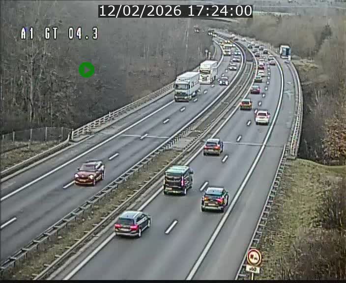 <h2>Traffic live webcam Luxembourg Itzig - A1 direction Sandweiler - BK 4.3</h2>