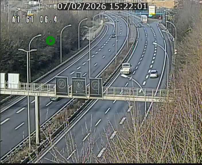 <h2>Traffic live webcam Luxembourg Hamm - A1 direction Sandweiler - BK 6.4</h2>