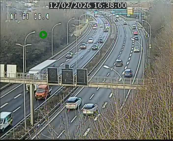 <h2>Traffic live webcam Luxembourg Hamm - A1 direction Sandweiler - BK 6.4</h2>