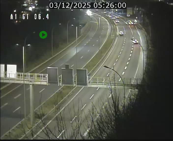 <h2>Traffic live webcam Luxembourg Hamm - A1 direction Sandweiler - BK 6.4</h2>